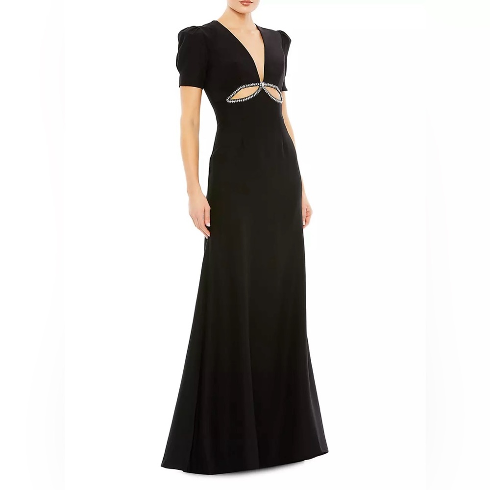 NWT Ieena for Mac Duggal Cutout Sheath Gown, MSRP $458, Size 4.